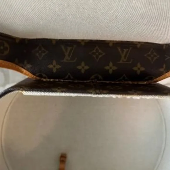 🖤Authentic Louis Vuitton Boite a chapeaux 40 Hat Box Made Is France AS0025 - Picture 8 of 16